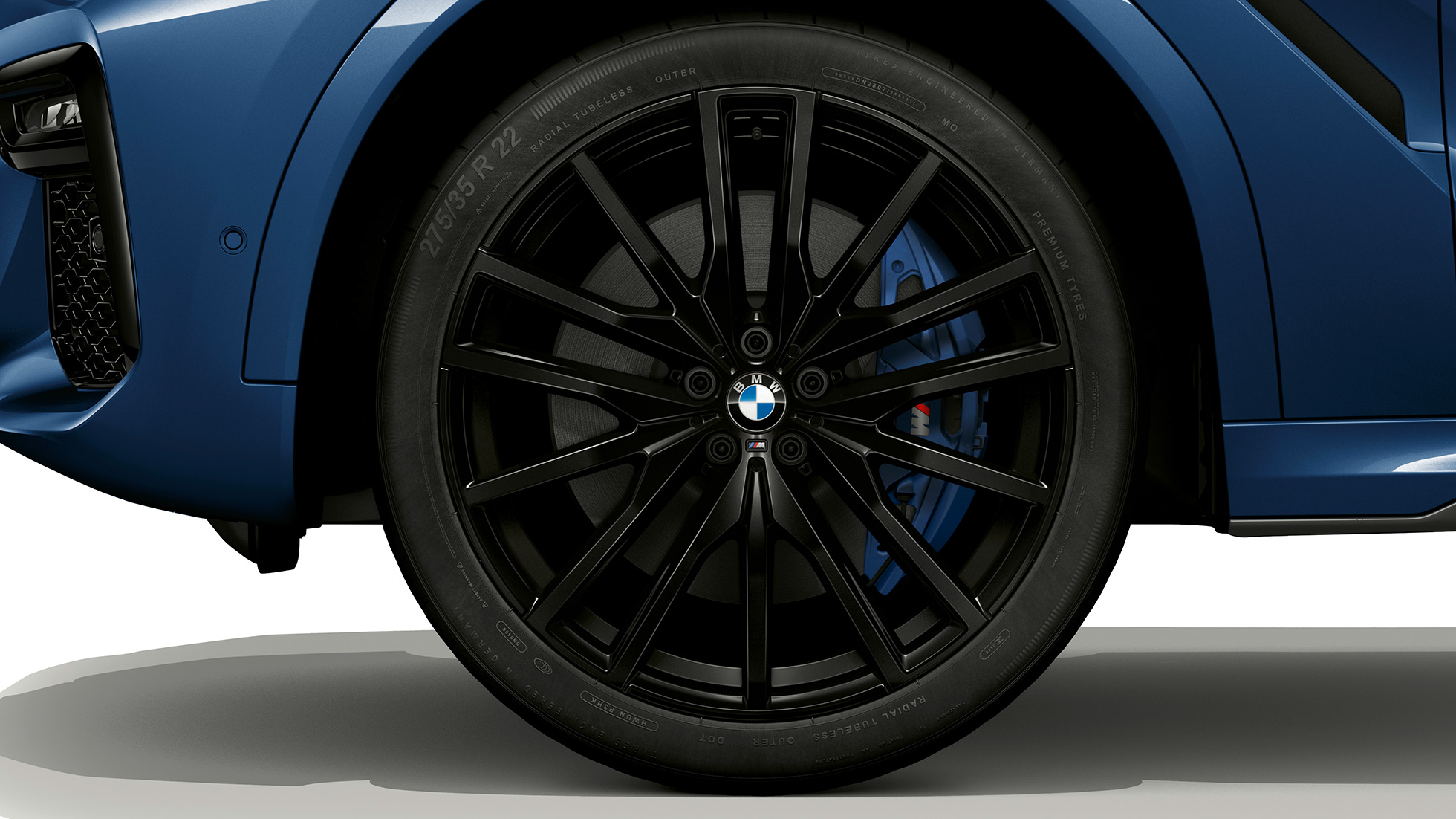 BMW X6 met M Sportpakket, lichtmetalen wiel BMW X6 met M Sportpakket met focus op lichtmetalen wiel