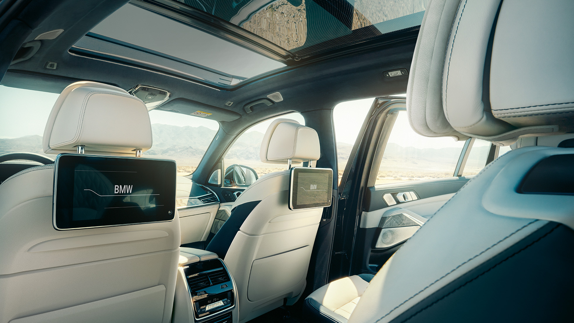 BMW X7 interieur BMW X7 interieur: perspectief vanaf de derde zitrij