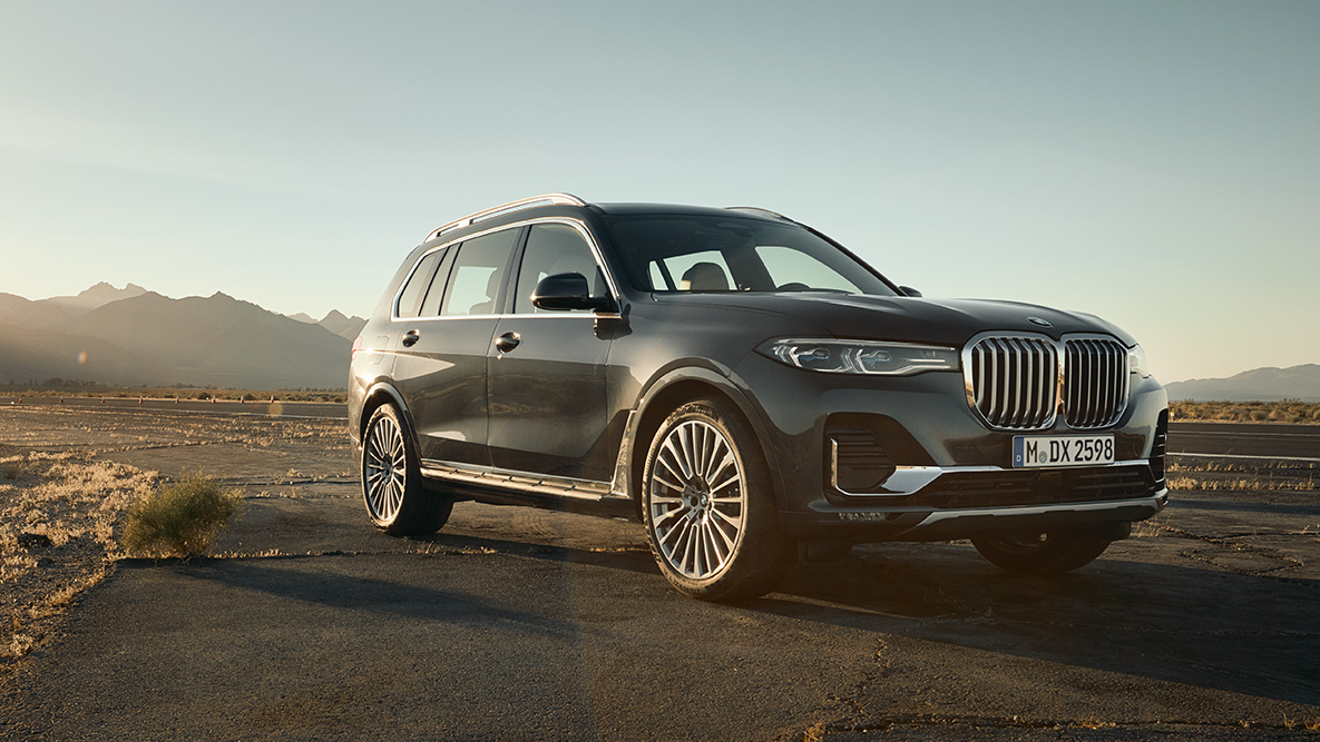 Executive Drive Pro Executive Drive Pro: driekwart vooraanzicht BMW X7