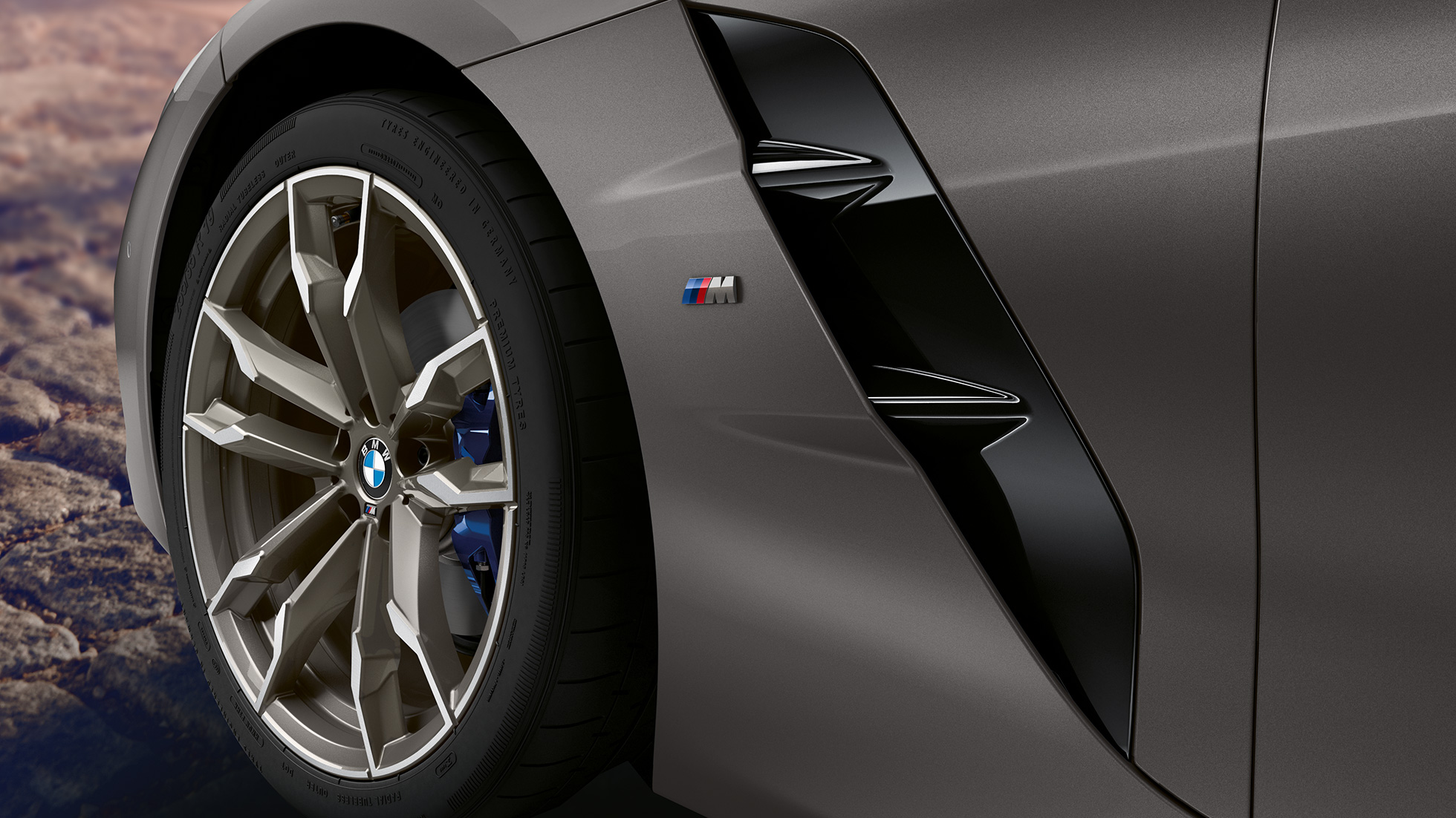 Voorwiel BMW Z4 Roadster Voorwiel van een grijze BMW Z4 Roadster