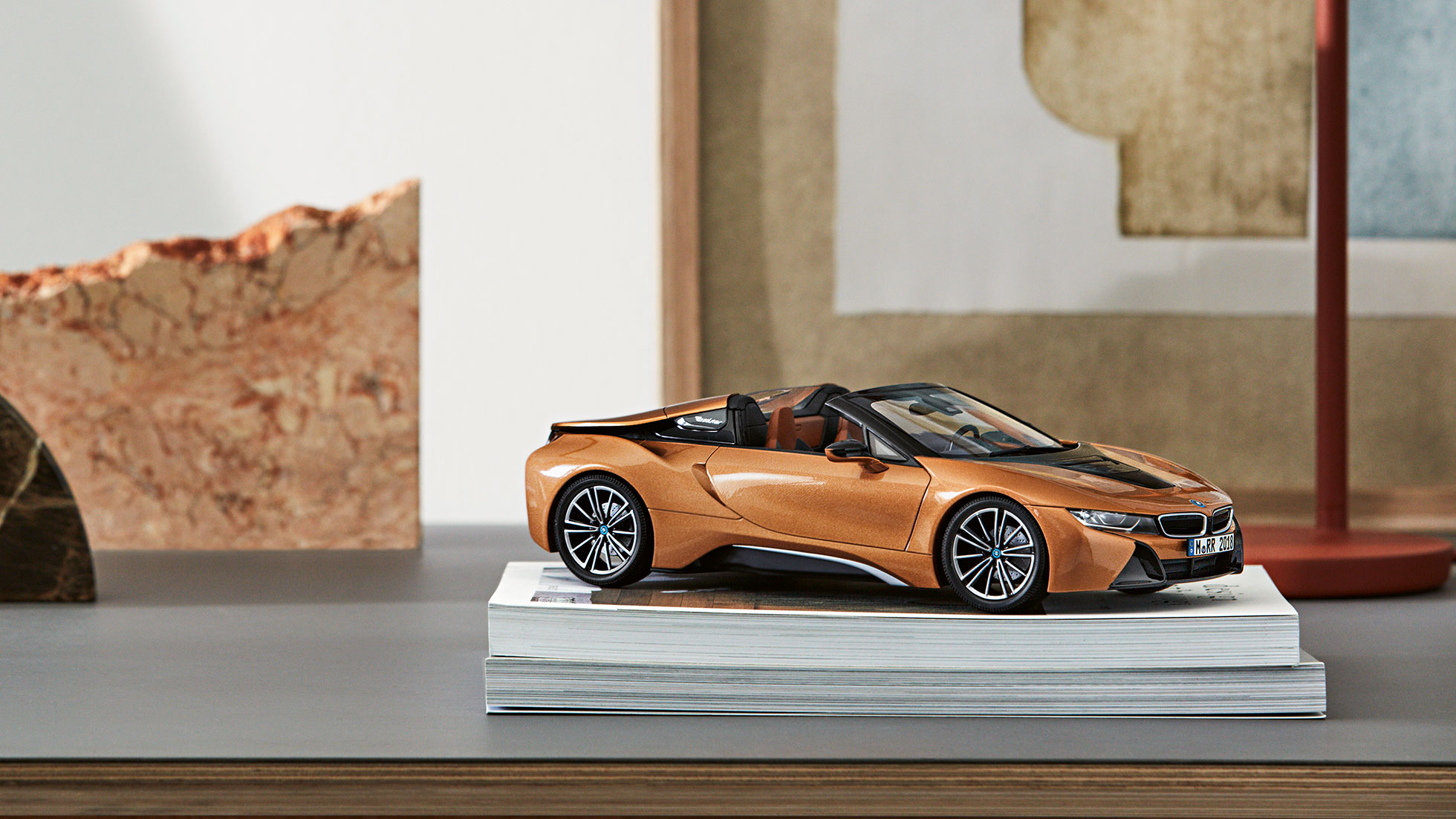 BMW Miniaturen Een miniatuur van de BMW i8 Roadster