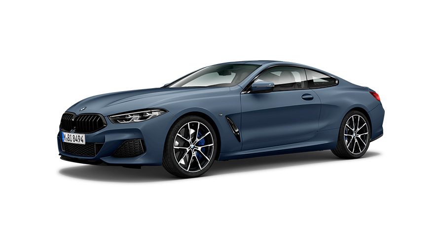 BMW M850i xDrive Coupé G15 driekwart zijaanzicht BMW M850i xDrive Coupé G15 driekwart zijaanzicht