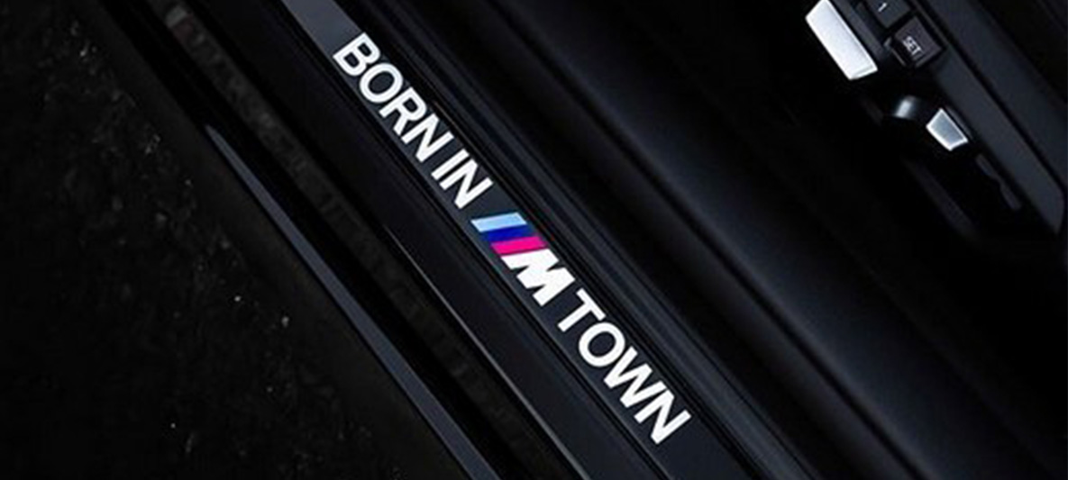 BMW Individual instaplijsten BMW M Town close-up BMW Individual instaplijsten BMW M Town close-up