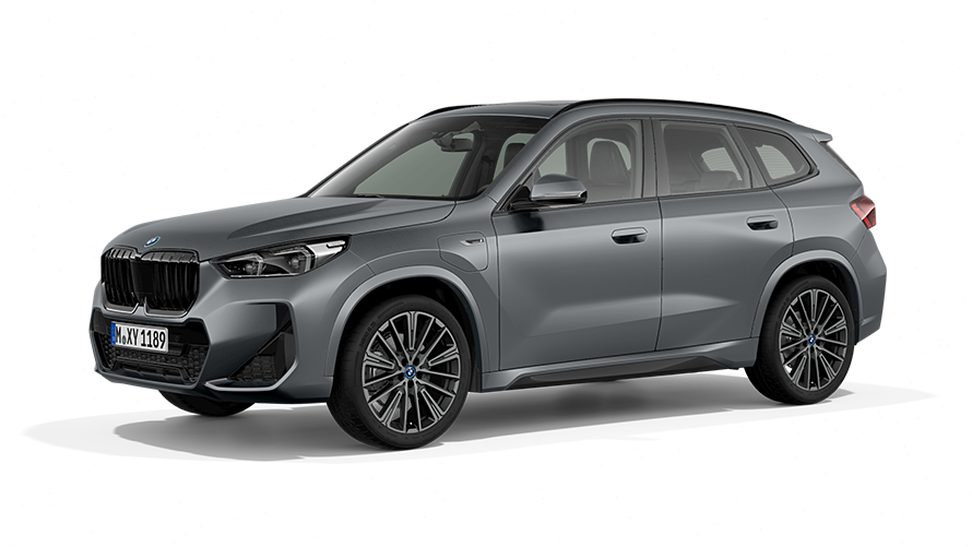 BMW X1 xDrive30e PHEV driekwart vooraanzicht BMW X1 xDrive30e PHEV studio driekwart vooraanzicht