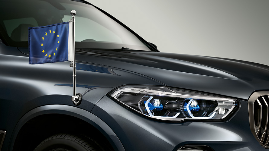 BMW Beveiligde voertuigen optionele uitrusting exterieur nationale vlag BMW Beveiligde voertuigen optionele uitrusting exterieur nationale vlag
