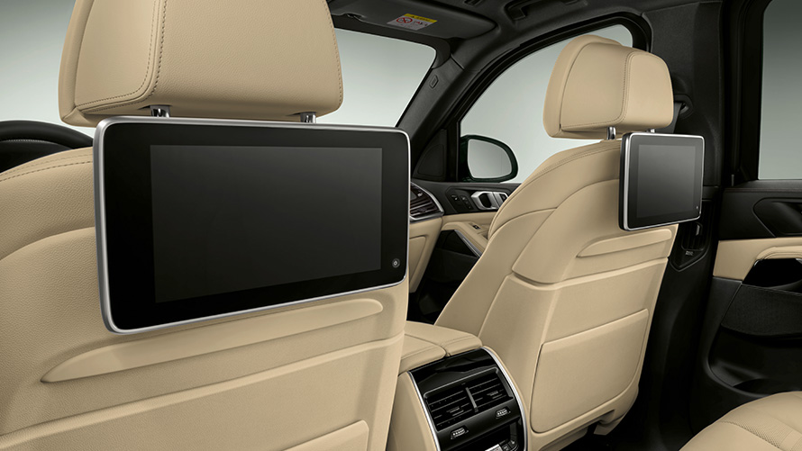 BMW Beveiligde voertuigen optionele uitrusting interieur display aan voorstoelen BMW Beveiligde voertuigen optionele uitrusting interieur display aan voorstoelen
