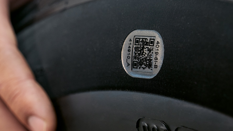 BMW banden, banden met QR code BMW banden, banden met QR code