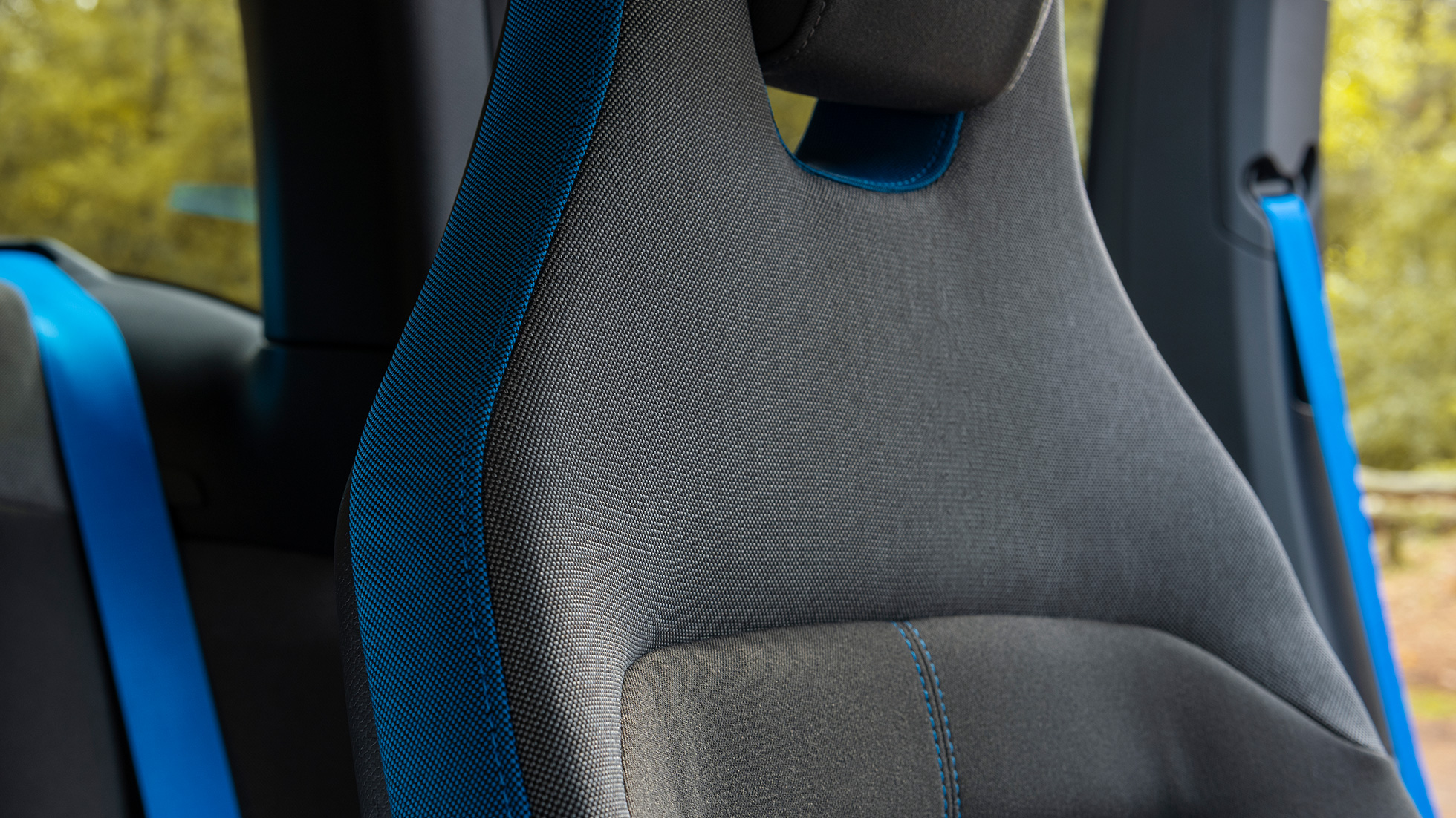 EEN MOOI DUURZAAM VERHAAL. Bekijk hier het bijzondere verhaal achter de BMW i3 Dark Shadow Edition.