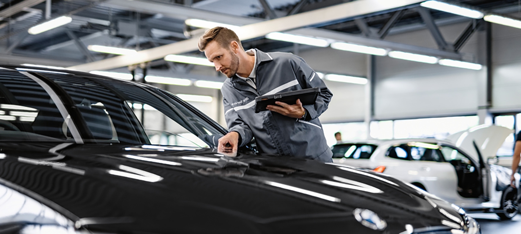 BMW Servicepakketten & onderhoudsaanbod. BMW Servicepakketten & onderhoudsaanbod.