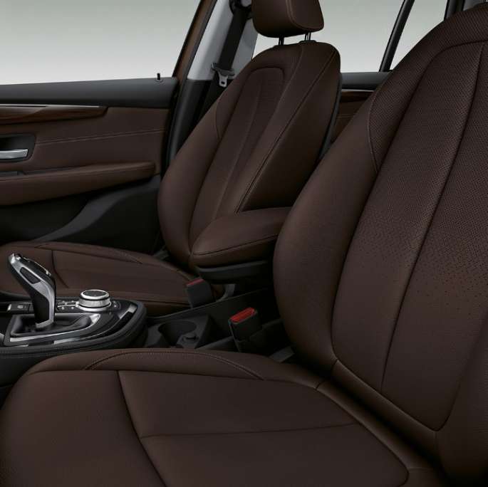 Sportstoelen BMW 2 Serie Gran Tourer 218d xDrive Model Luxury Line F46 2018 interieur