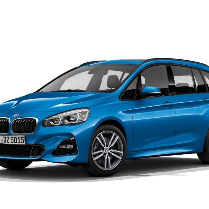 BMW 2 Serie Gran Tourer 220d xDrive Model M Sport F46 Facelift 2018 Estoril Blau metallic driekwart vooraanzicht