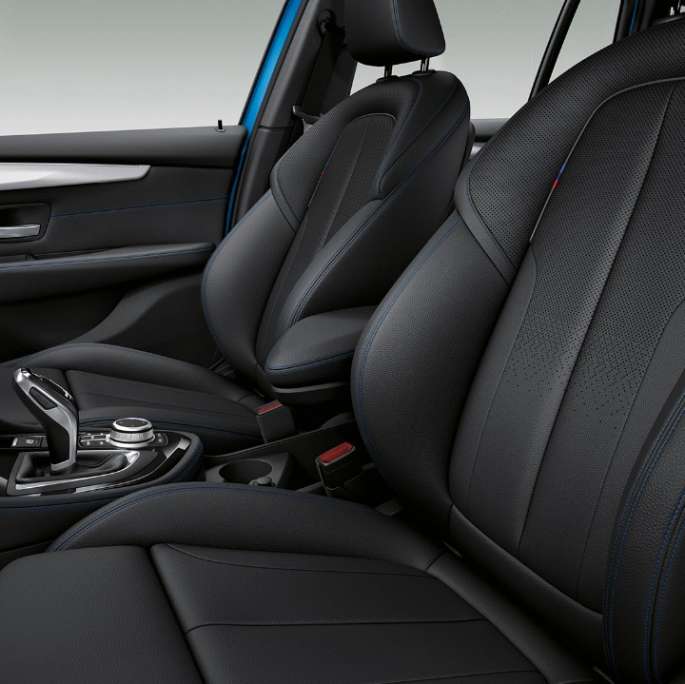 Sportstoelen BMW 2 Serie Gran Tourer 220d xDrive Model M Sport F46 2018 interieur 