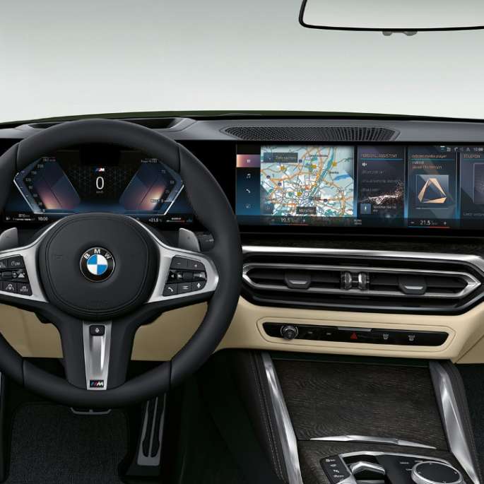 BMW 4 Serie G23 Model M Sport interieur cockpit